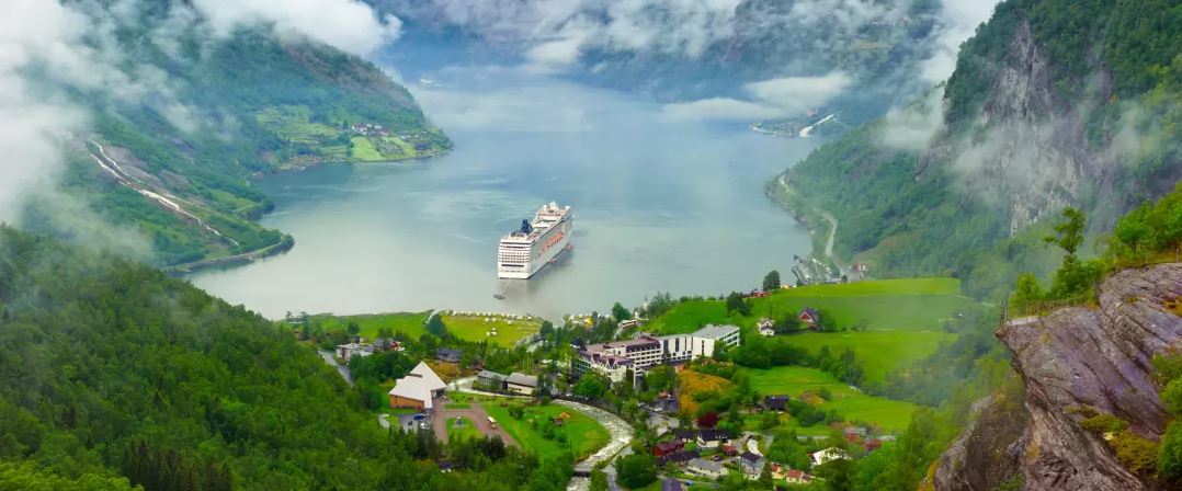 7 Tempat di Norwegia dengan Bentang Alam yang Menakjubkan