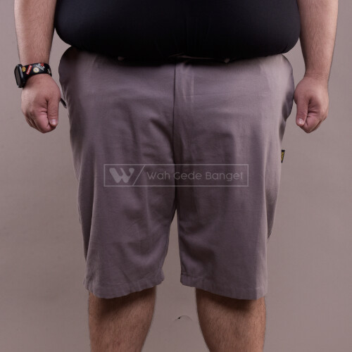 Celana Pria Jumbo Big Size ukuran Besar WGB CHINO SHORT LIGHT GREY